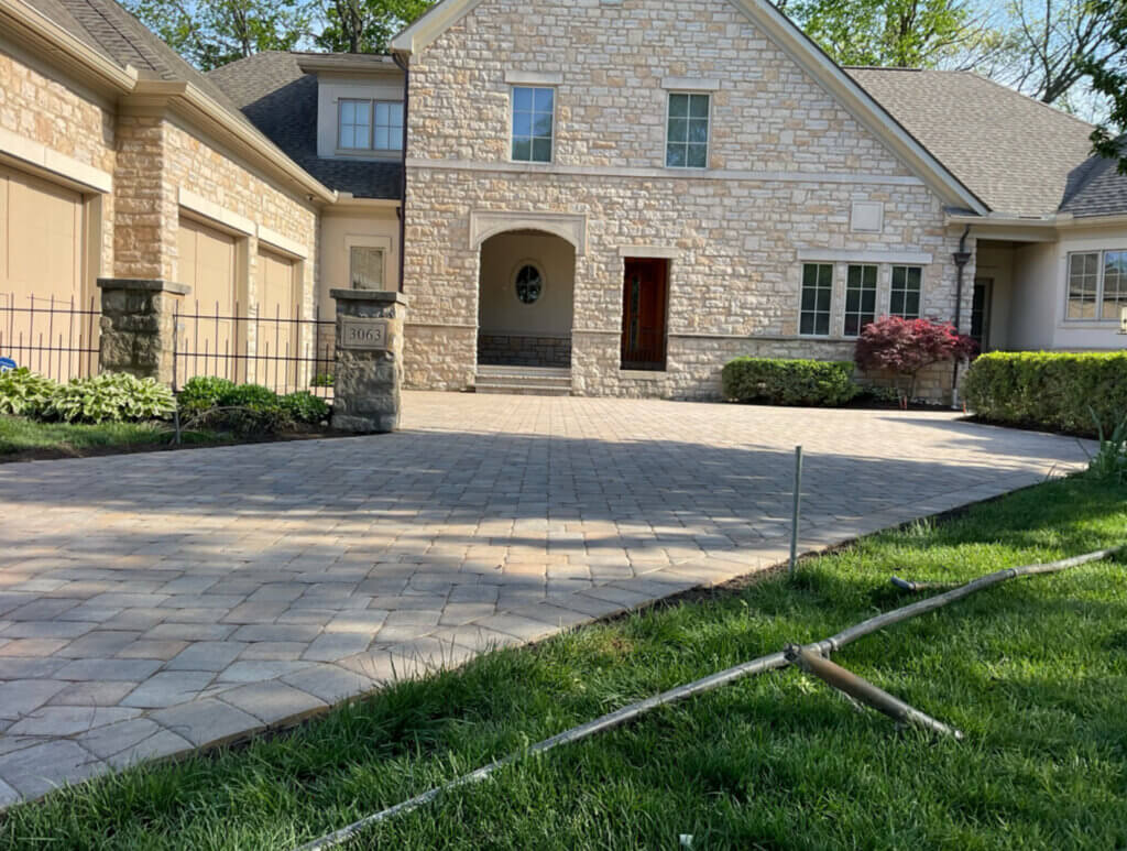 PAVER DRIVEWAY UPPER ARLINGTON OH